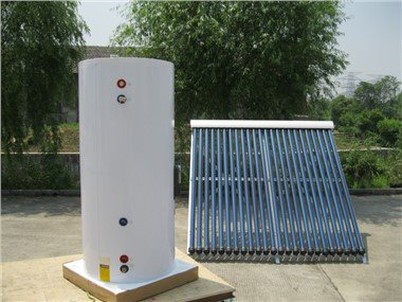 가스 백업 기능이 있는 태양열 온수기